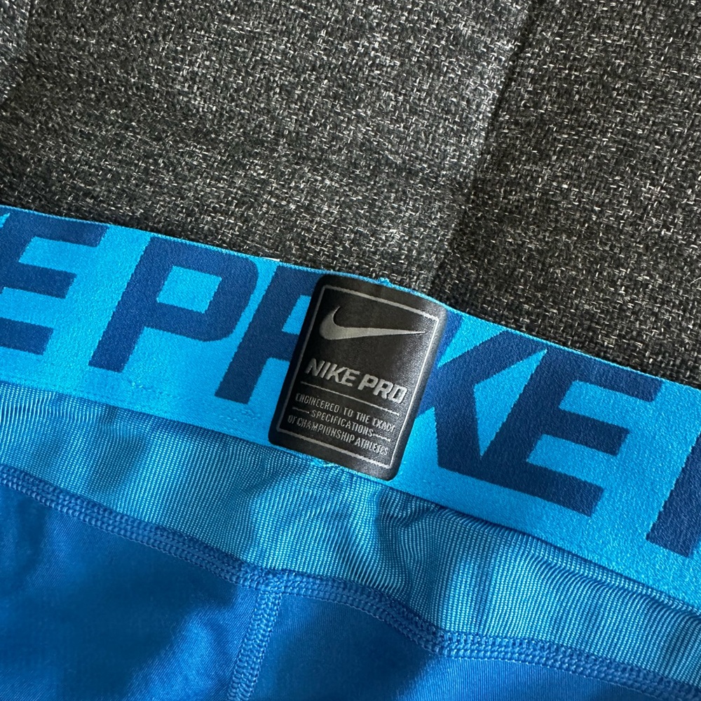 Nike Hyperwarm Compression Blue Athletic Leggings